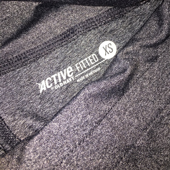 Gray luon capris - Picture 2 of 2