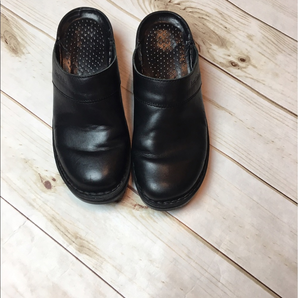 🎉{Josef Seibel} black clogs