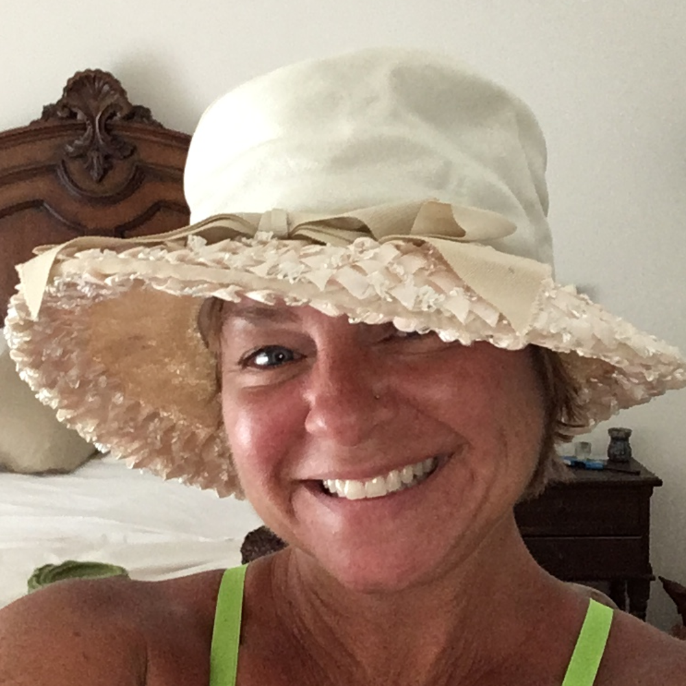 !! SOLD!! Vintage, Cream & Peach Colored Hat
