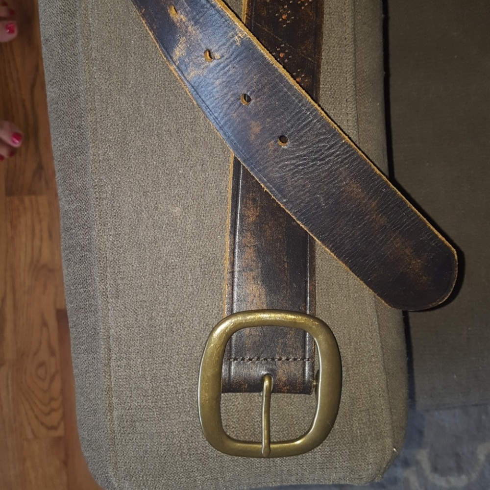 Lucky Brand distressed belt. Great condition!