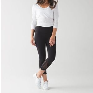 Essential Rhythm LuluLemon Crop