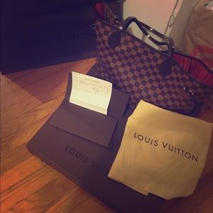 LV never full damier