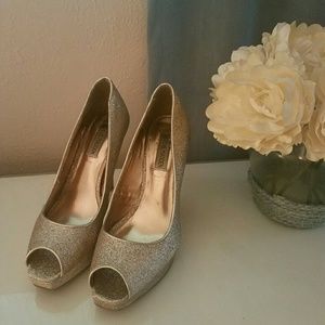 Classy rose gold heels