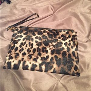 Aldo leopard print faux leather wristlet