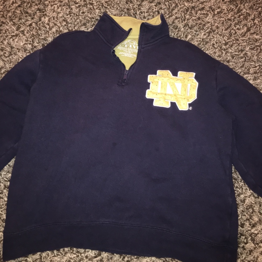 Notre Dame pull over