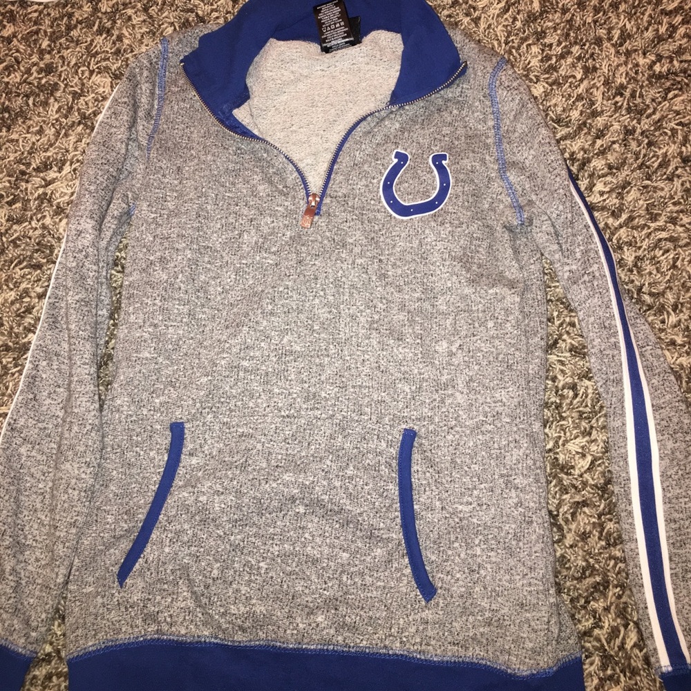 Colts pull over