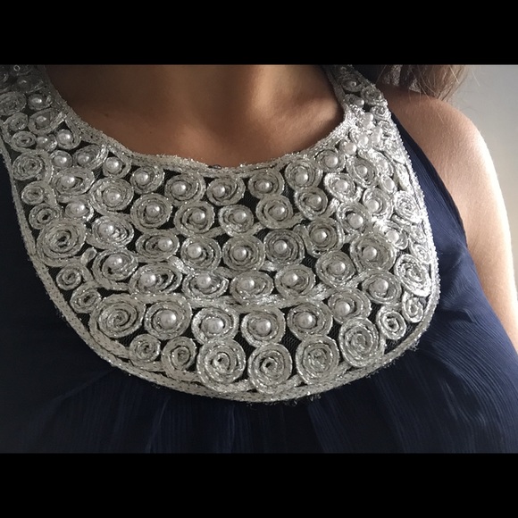 Navy chiffon-like Blouse with silver/pearl top - Picture 3 of 6