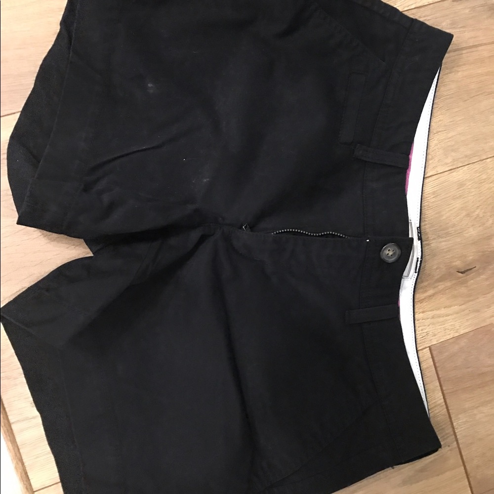 Black 5" shorts
