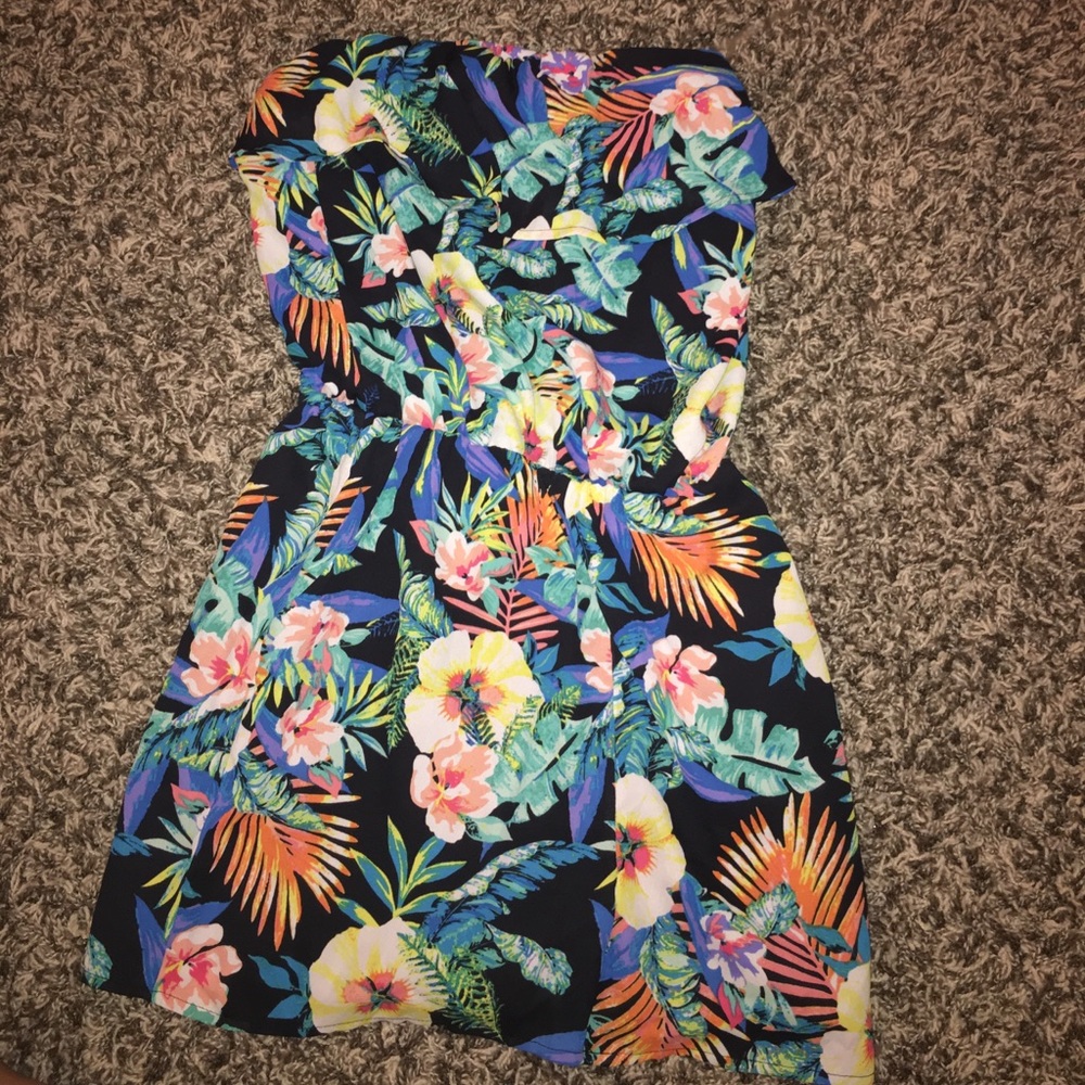 Hawaiian romper