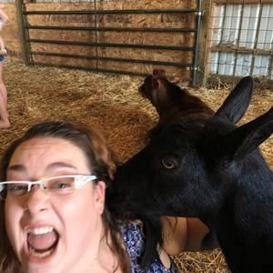 Meet your Posher, Robyn