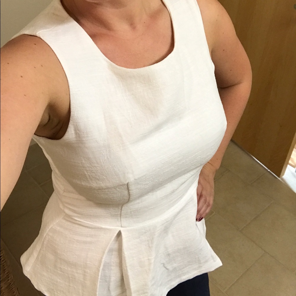 White textured peplum top
