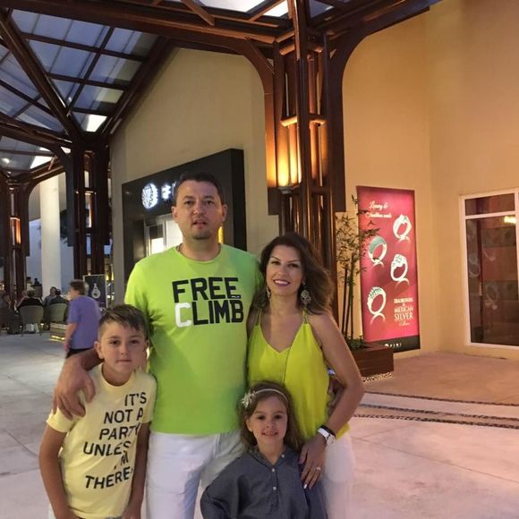 Meet your Posher, Mima - Picture 1 of 1