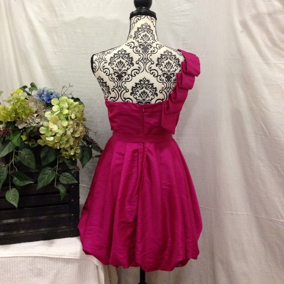 Ya Los Angeles Magenta Bubble Dress - Picture 4 of 4