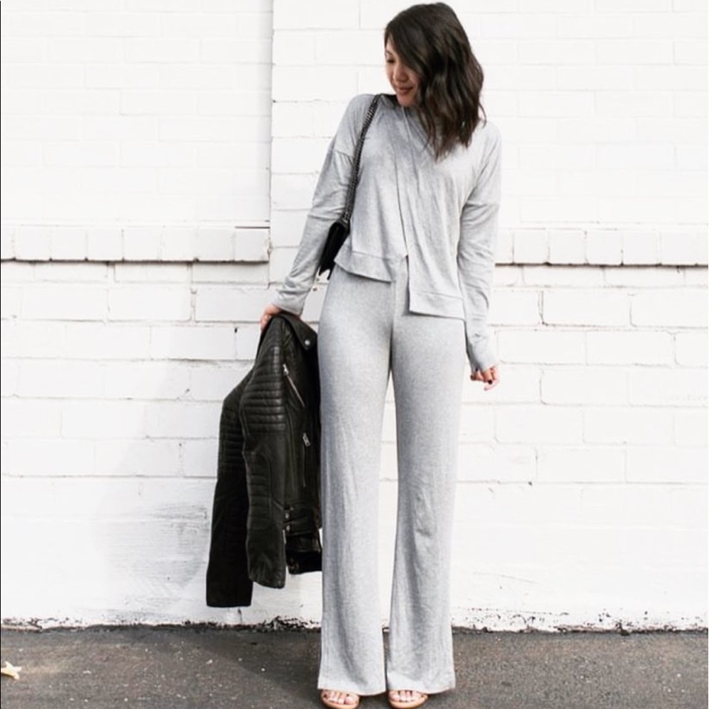 Lounge asymetric knit set