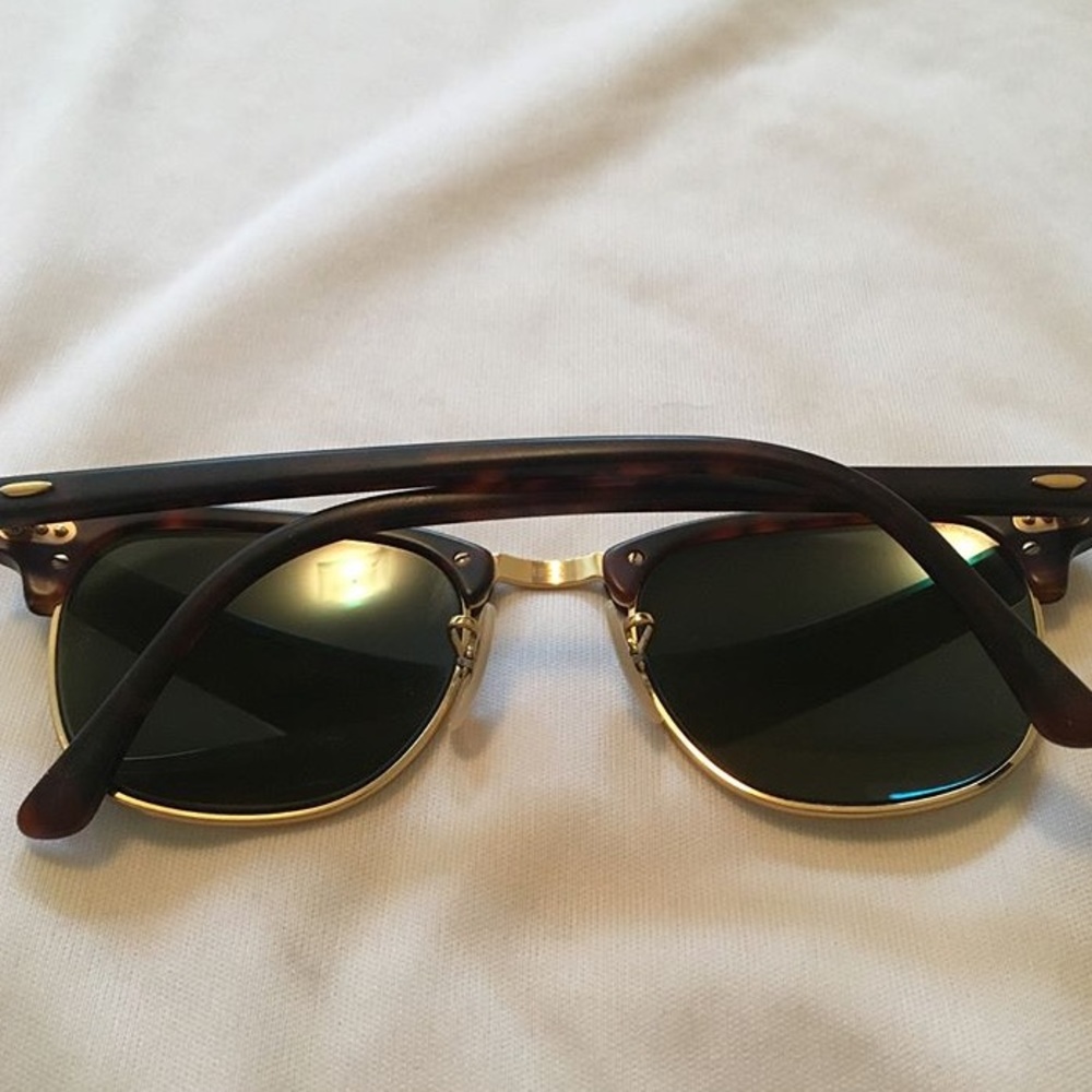 Ray ban