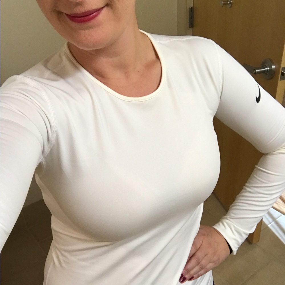 NWOT white Nike long sleeve shirt (new, no tags)