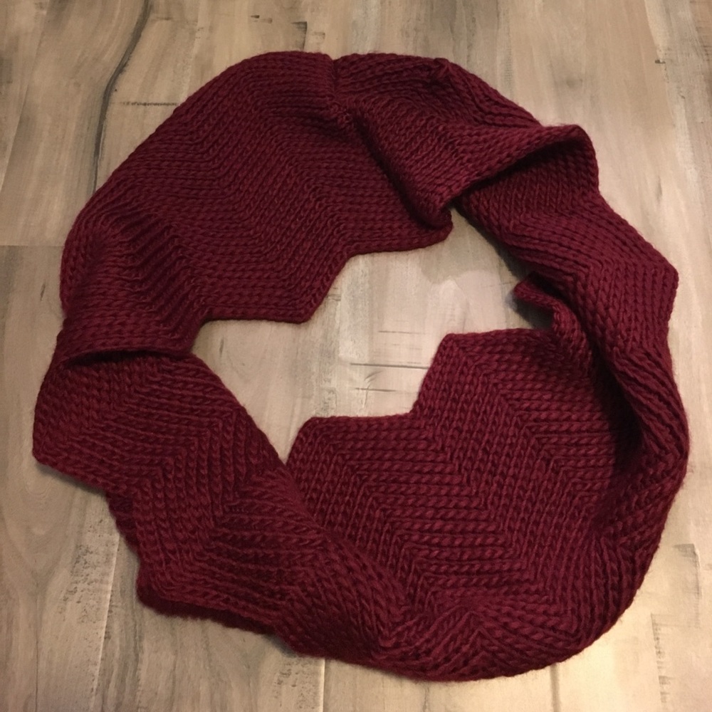 Maroon and grey scarf (2)!
