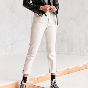 NWT UO mom jeans sz 27