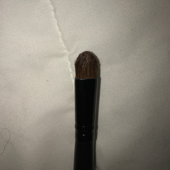 3 brushes and an Ulta lip gloss - Picture 4 of 5