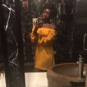 Meet your Posher, Ayo