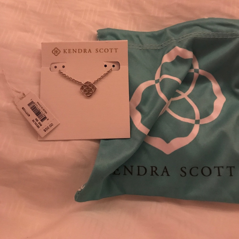 Kendra Scott Decklyn Necklace