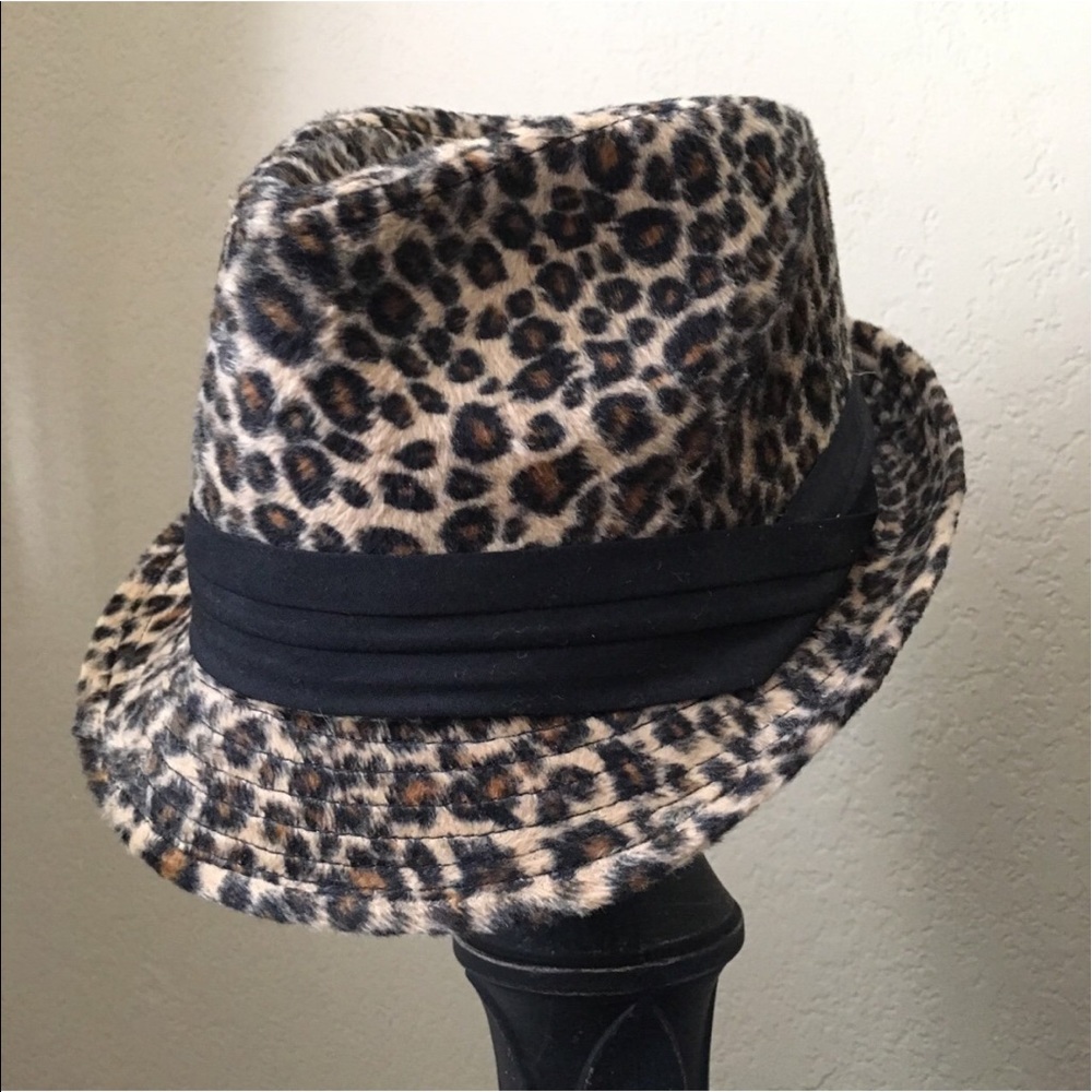 BRAND NEW Forever 21 Fedora