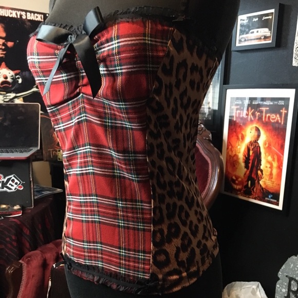 Paperdoll custom spaghetti top - Picture 3 of 4