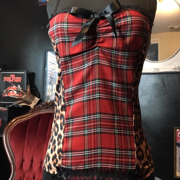 Paperdoll custom spaghetti top - Picture 4 of 4