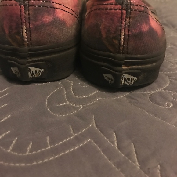 Vans - Picture 3 of 3