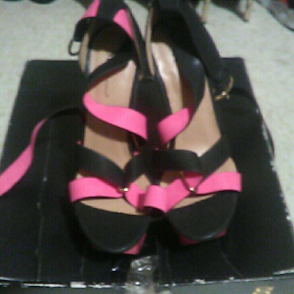 Pink n black heels