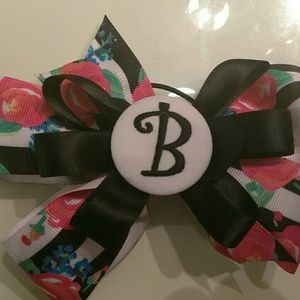 Hair bow