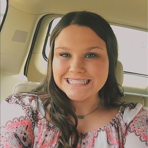 Meet your Posher, Kylee