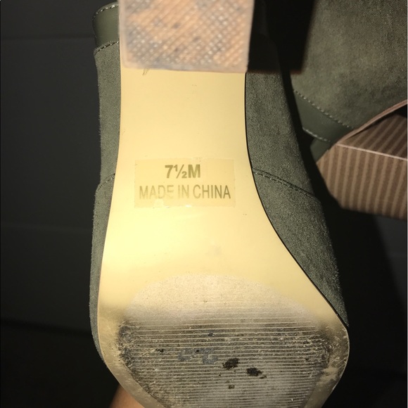 Open toe ankle booties - Picture 4 of 4