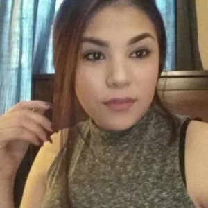 Meet your Posher, Amalia