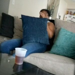 Meet your Posher, Angelique