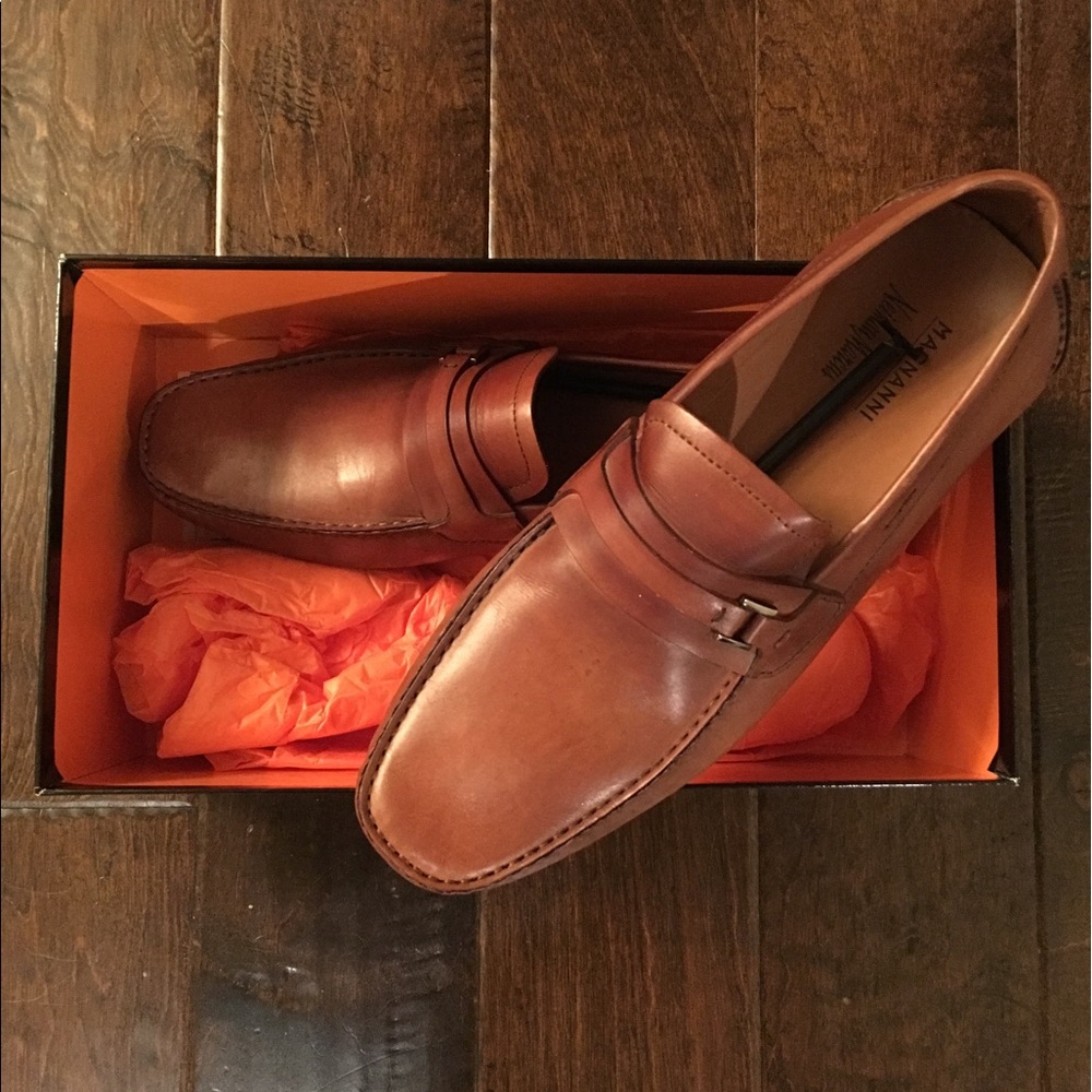 Men's size 10.5 Magnanni Slip On Drivers