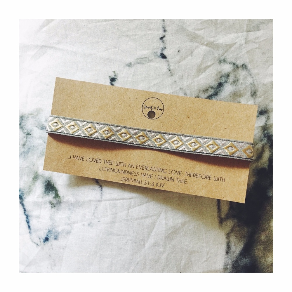 Grey & Gold Choker