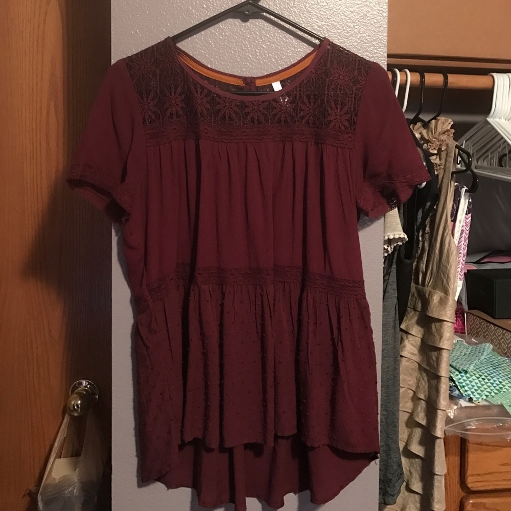 Cute burgundy Lacey blouse
