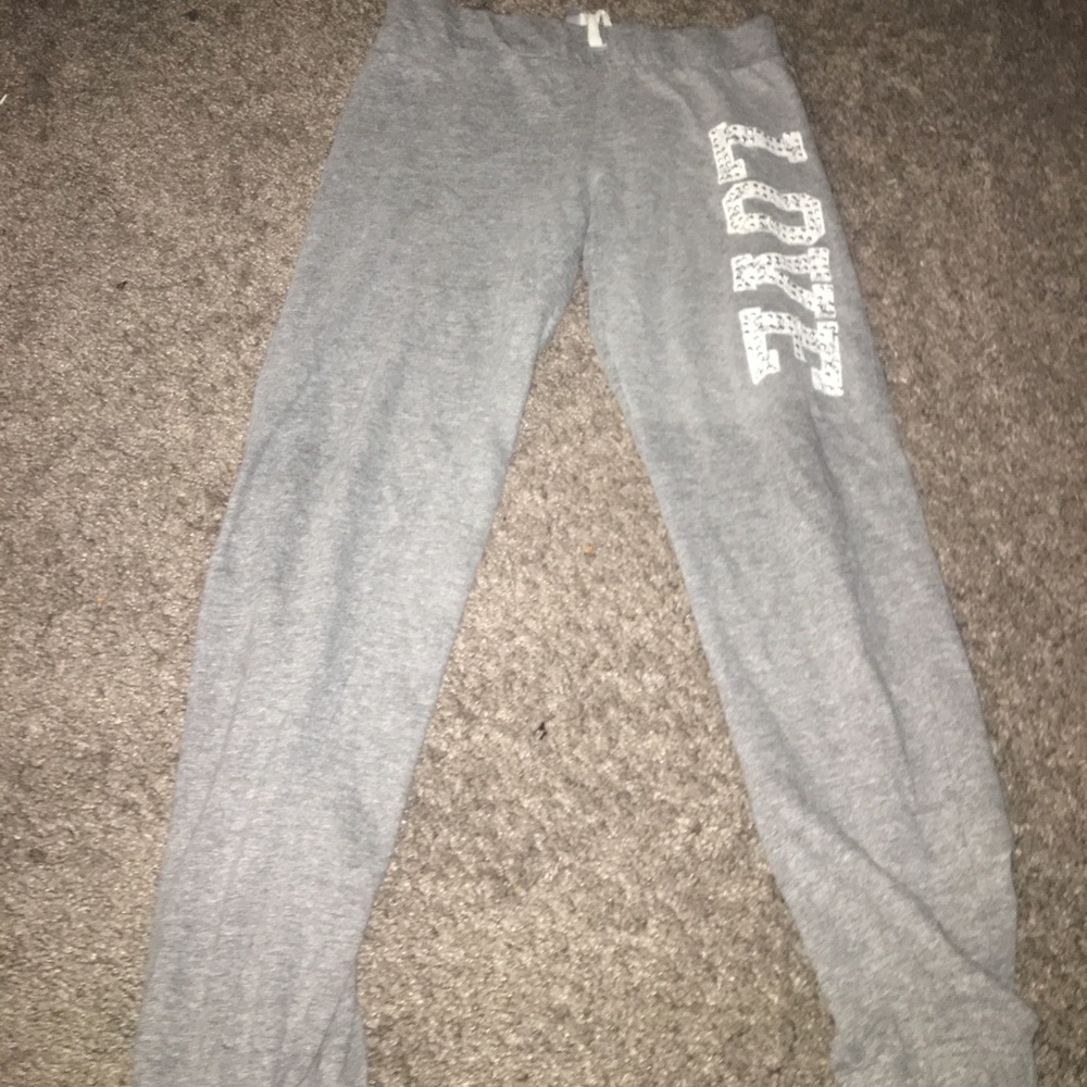 Pajama pants that say love