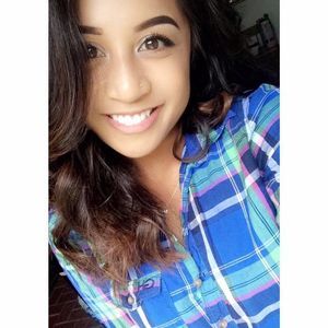 Meet your Posher, Gia