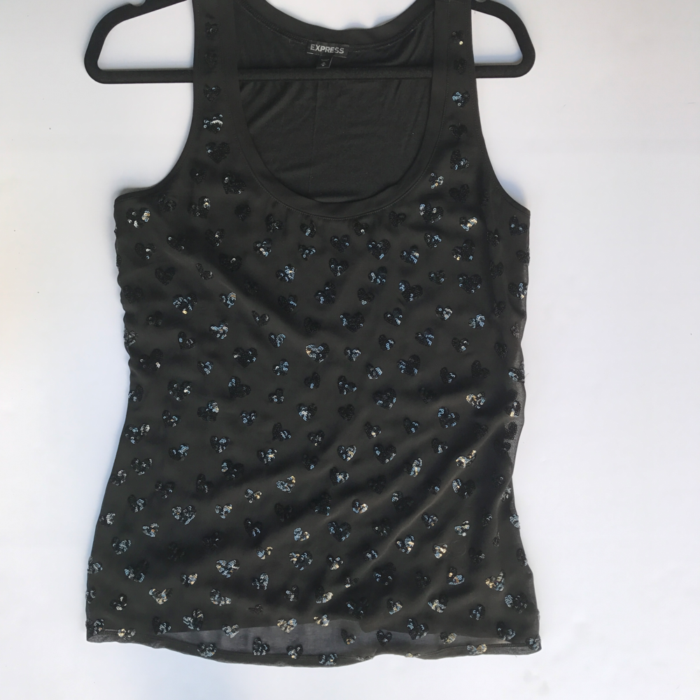 {🙃Express} tank with heart sequins