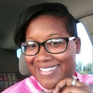 Meet your Posher, Kyla