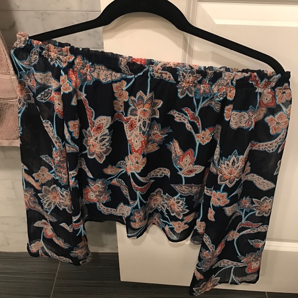 Off Shoulder Navy Floral Top - Picture 1 of 4