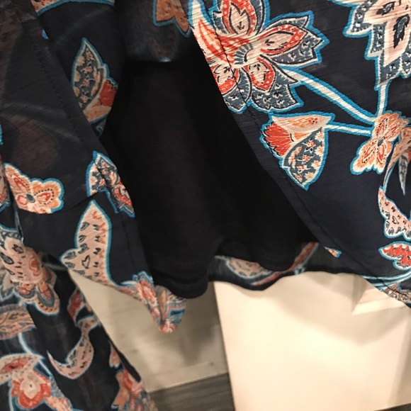 Off Shoulder Navy Floral Top - Picture 3 of 4