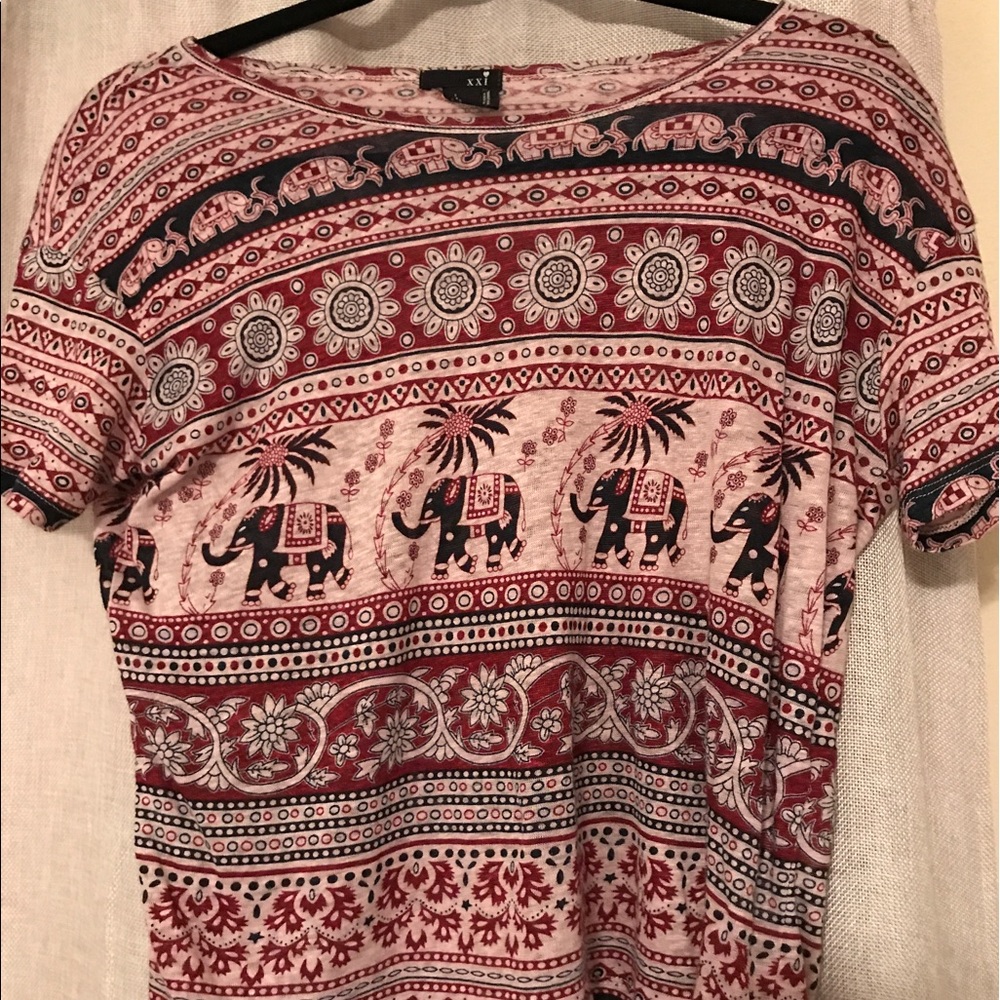 Tee