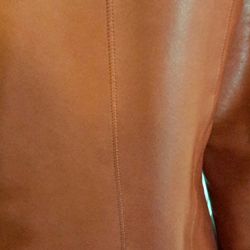 Leather Jacket by Cole Haan, size 6-8 - Picture 7 of 8