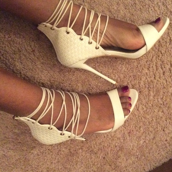 Shoes - Picture 2 of 6