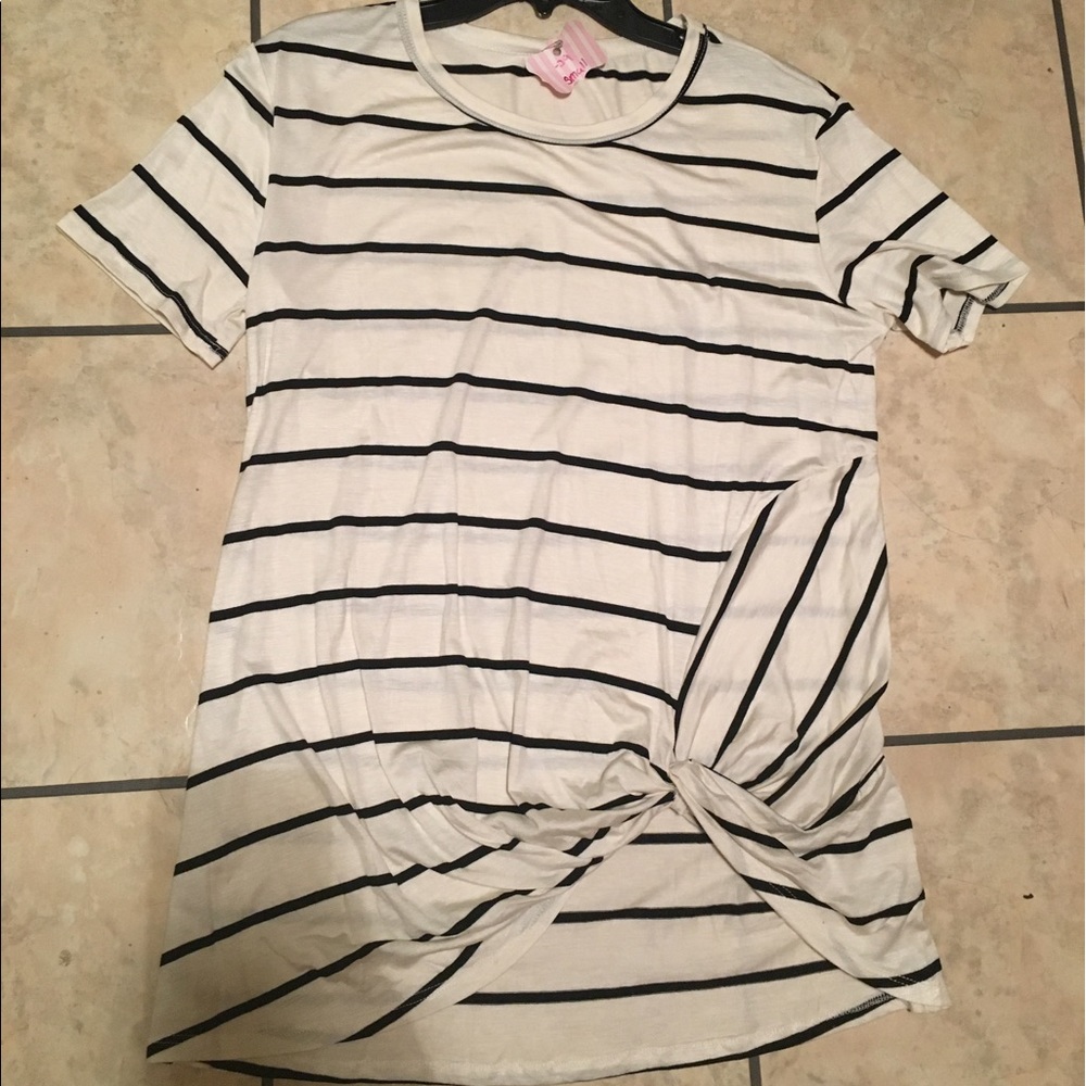 Black and white striped knotted top FLASH SALE!