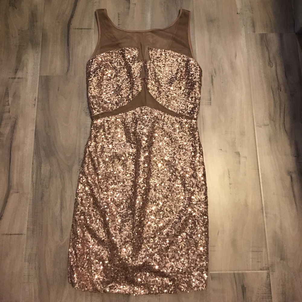 Rose gold Sequin 👗