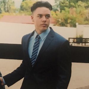 Meet your Posher, Jose